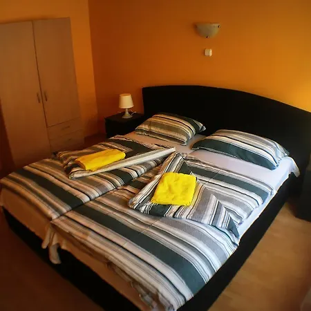 Palota Panzio B&B 2*
